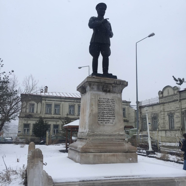 Kars Atatürk Heykeli
