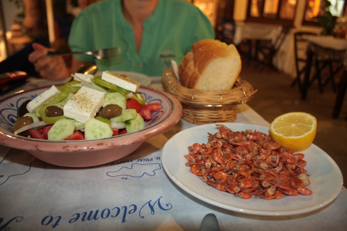 Greek Salatası ve Simi Usulü Karides